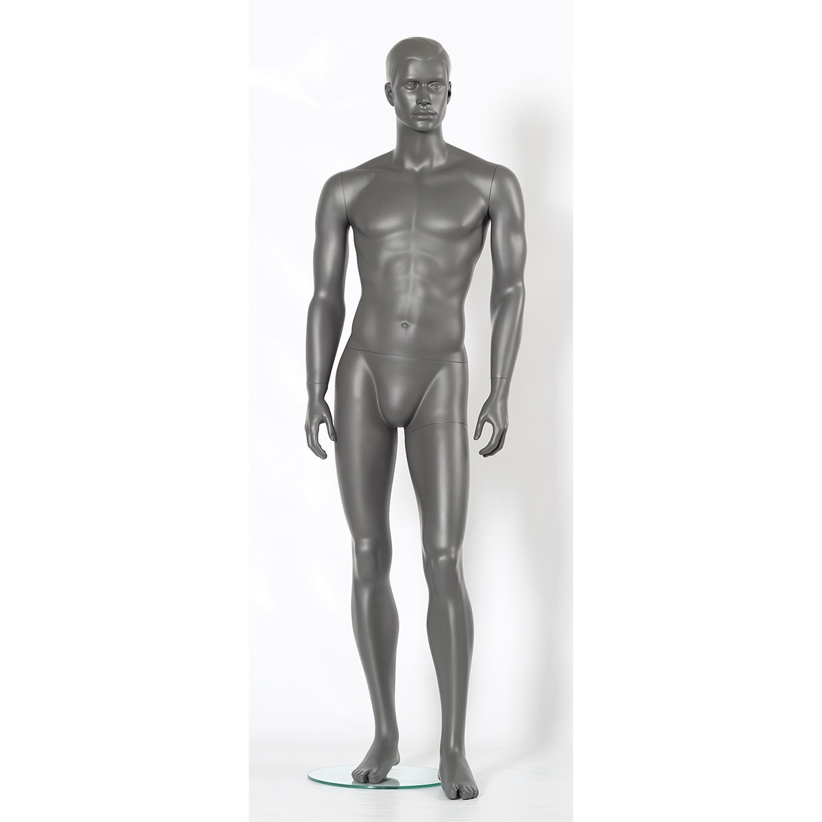 Mannequin homme moderne, jambe gauche devant